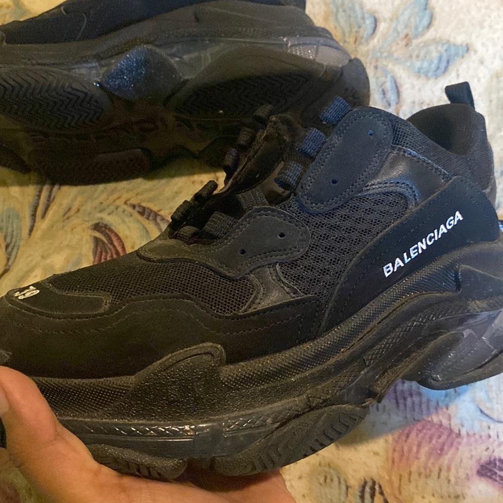 SOLD Balenciaga sneakers